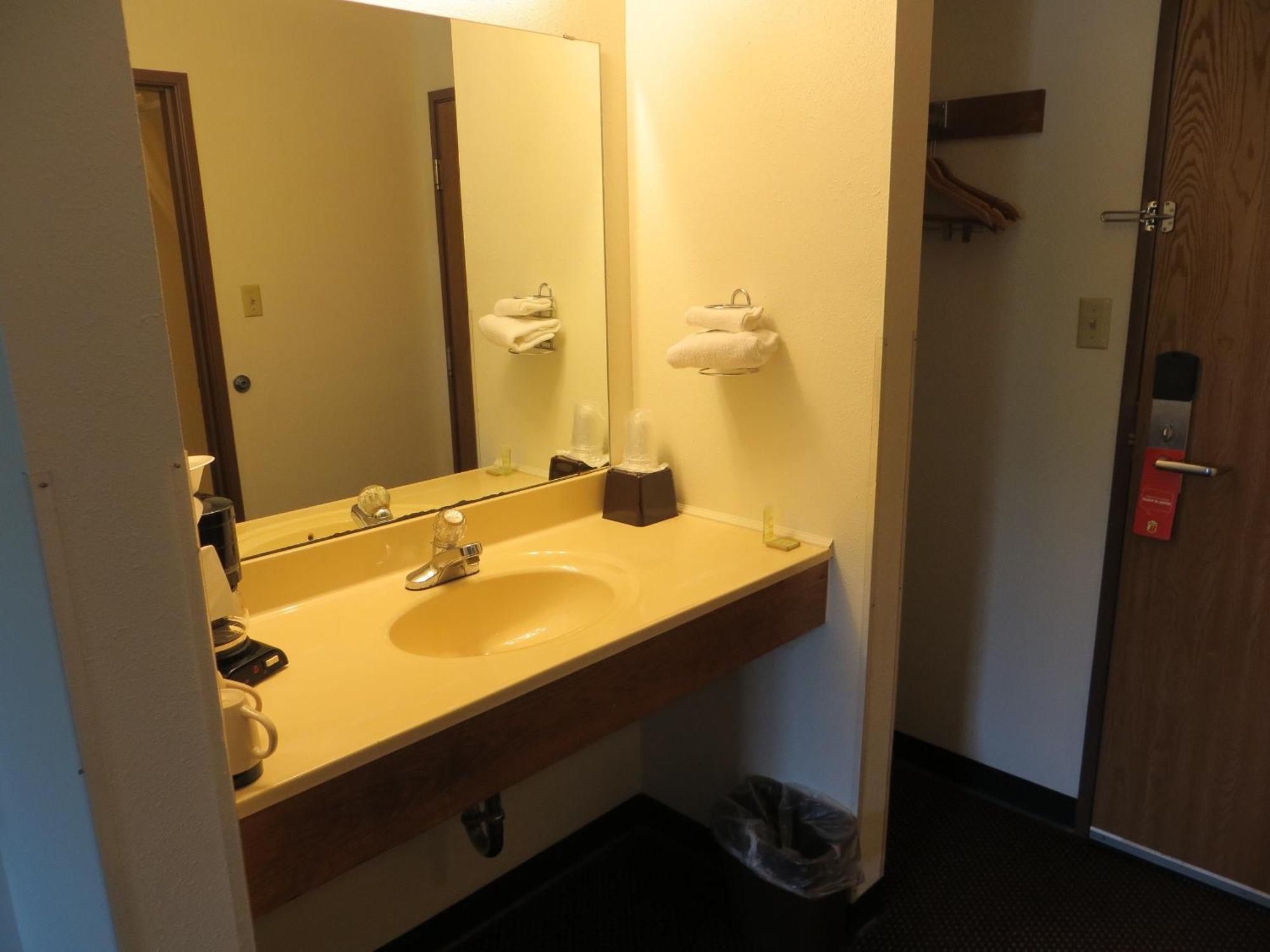 ซูเปอร์ 8 บาย วินด์แฮม ดูควิน Hotel Du Quoin ห้อง รูปภาพ