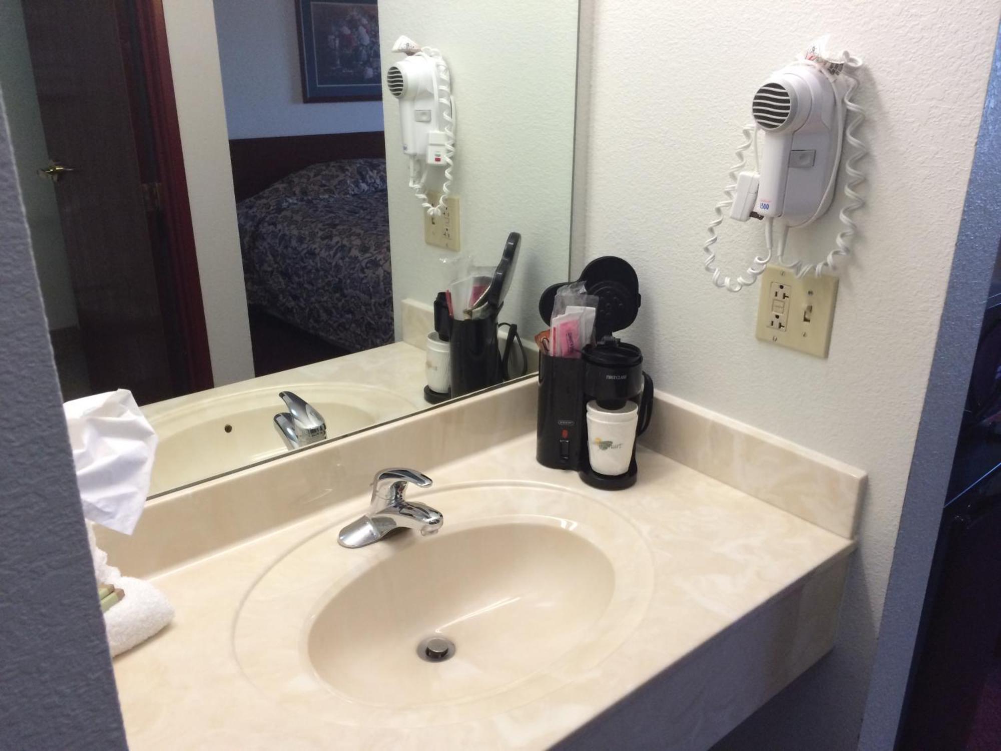 ซูเปอร์ 8 บาย วินด์แฮม ดูควิน Hotel Du Quoin ห้อง รูปภาพ