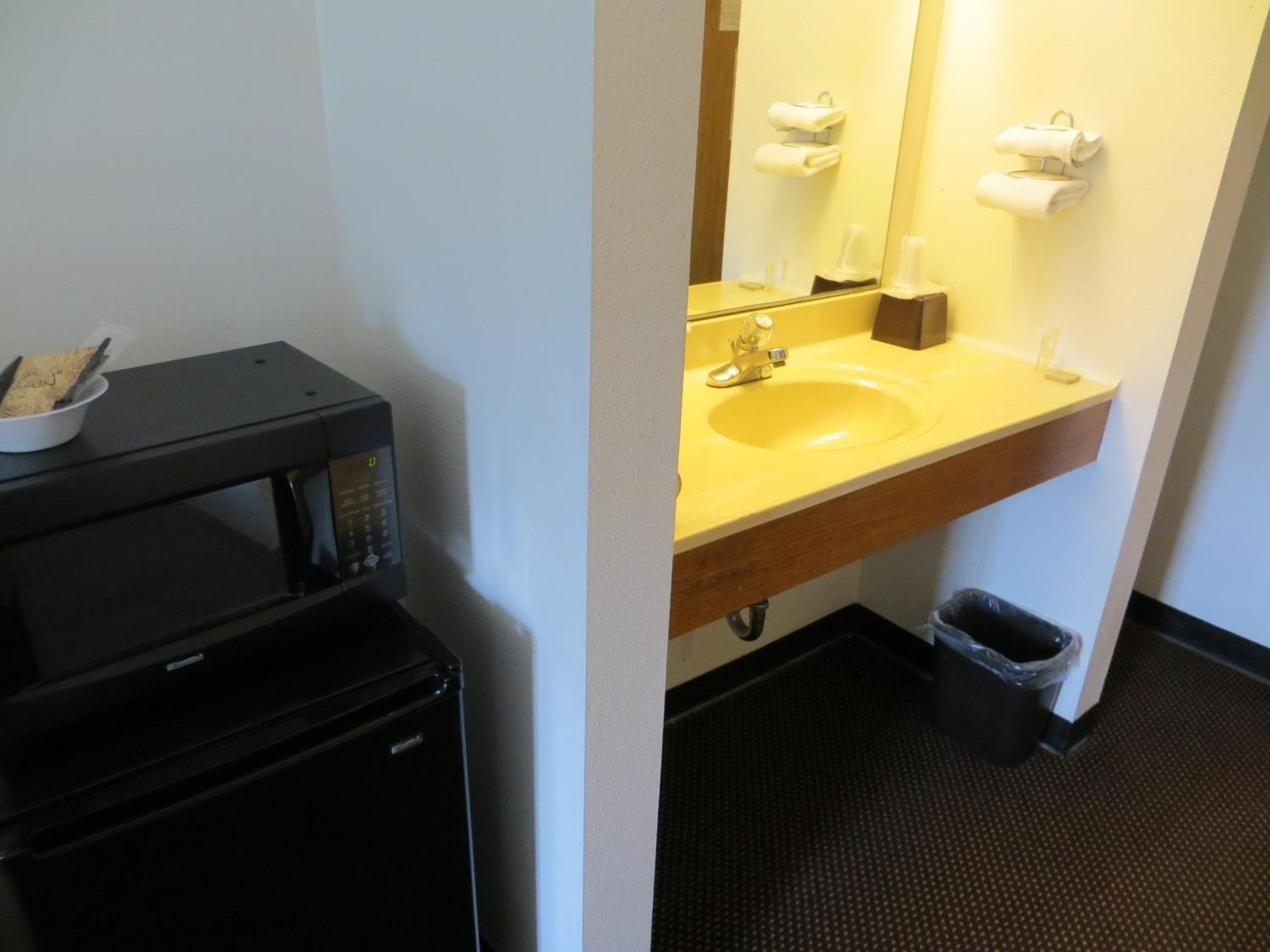 ซูเปอร์ 8 บาย วินด์แฮม ดูควิน Hotel Du Quoin ห้อง รูปภาพ