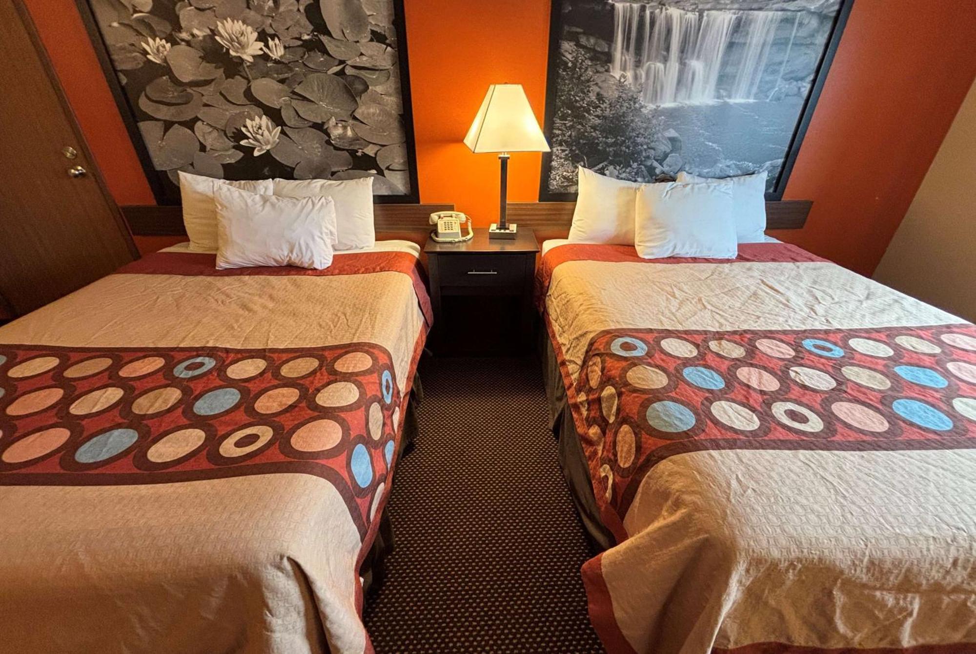 ซูเปอร์ 8 บาย วินด์แฮม ดูควิน Hotel Du Quoin ภายนอก รูปภาพ